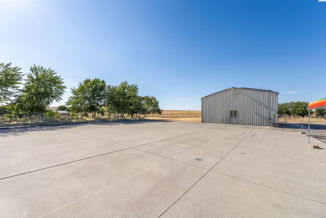 17004 Ruppert Rd, Benton City, WA 99320
