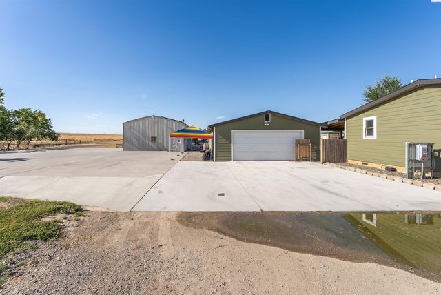 17004 Ruppert Rd, Benton City, WA 99320