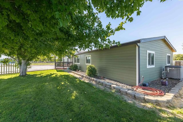 17004 Ruppert Rd, Benton City, WA 99320