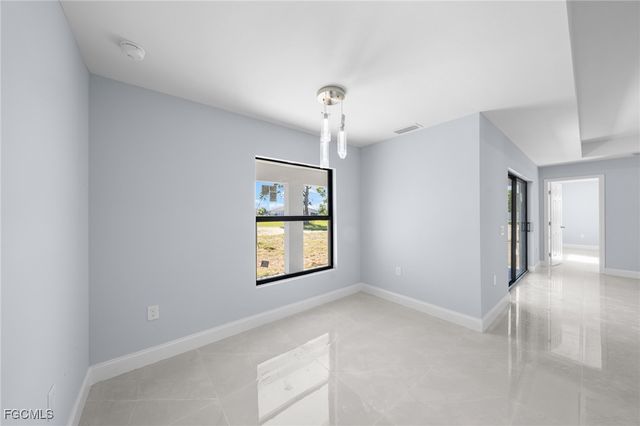 2606 NW 10th TER, Cape Coral, FL 33993