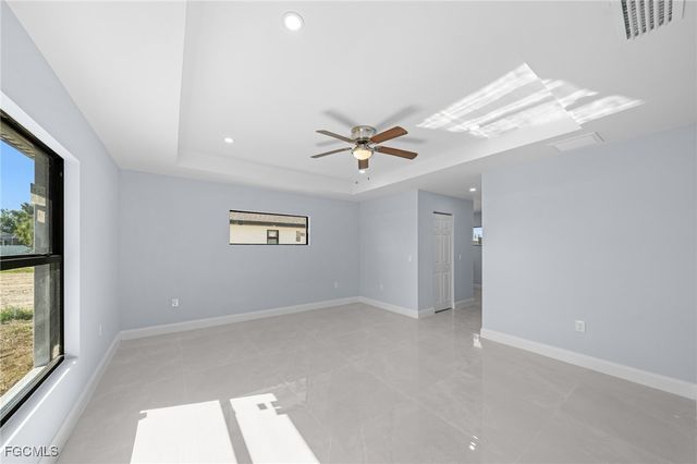 2606 NW 10th TER, Cape Coral, FL 33993