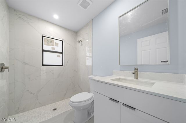 2606 NW 10th TER, Cape Coral, FL 33993