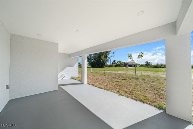 2606 NW 10th TER, Cape Coral, FL 33993