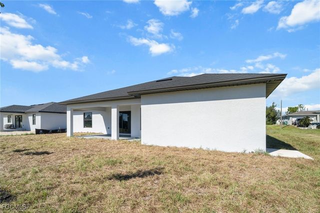 2606 NW 10th TER, Cape Coral, FL 33993