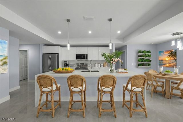 2606 NW 10th TER, Cape Coral, FL 33993