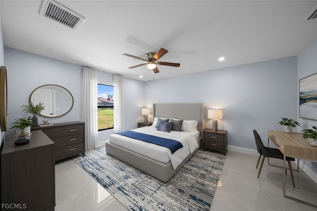 2606 NW 10th TER, Cape Coral, FL 33993