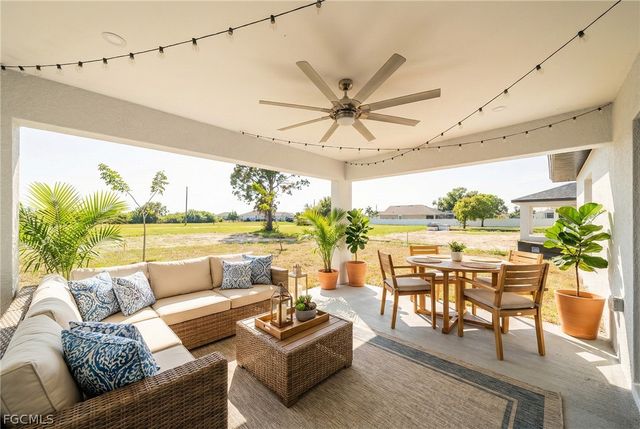 2606 NW 10th TER, Cape Coral, FL 33993