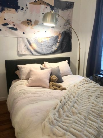 168 W 107th St Apt 1D, New York City, NY 10025