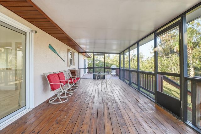 1729 SE 3RD COURT, Crystal River, FL 34429