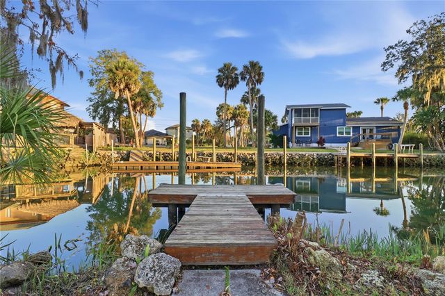 1729 SE 3RD COURT, Crystal River, FL 34429