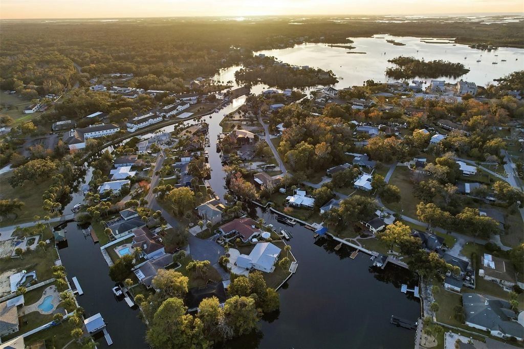 Image 44 of property listing at 1729 SE 3RD COURT, Crystal River, FL 34429