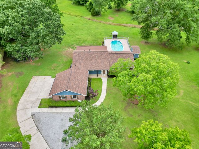 112 N Walkers Mill Road, Griffin, GA 30223
