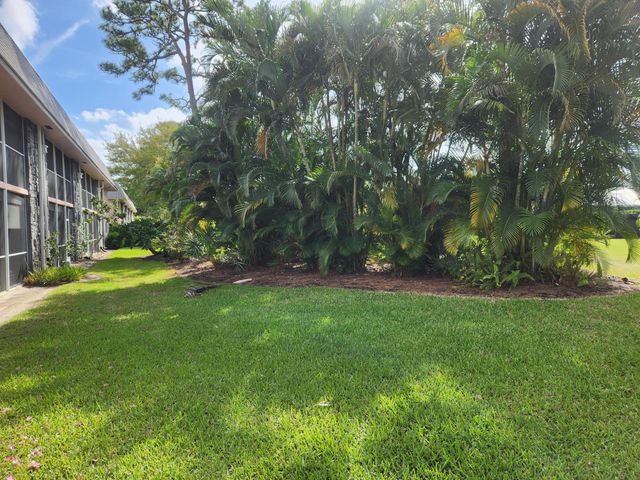 18081 SE Country Club Drive 259, Tequesta, FL 33469