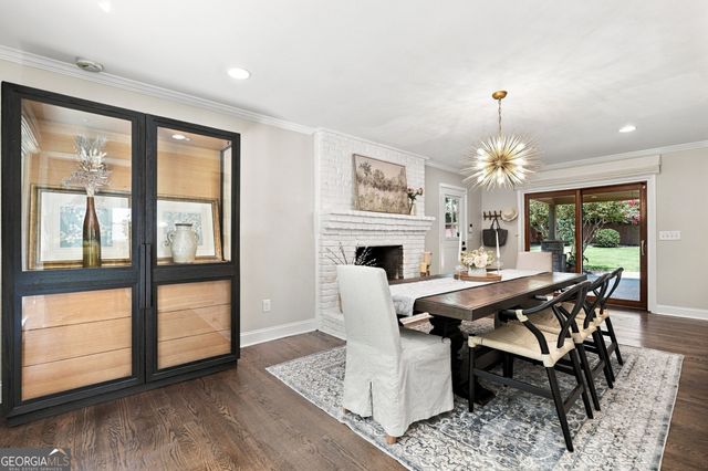 9875 La View Circle, Roswell, GA 30075