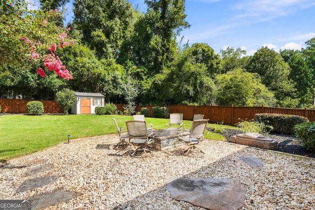 9875 La View Circle, Roswell, GA 30075