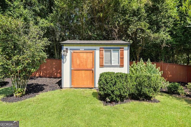 9875 La View Circle, Roswell, GA 30075