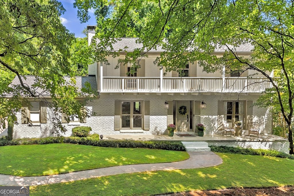 9875 La View Circle, Roswell, GA 30075