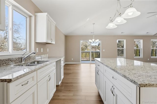 16515 Savor Lane, Clinton Charter Township, MI 48035