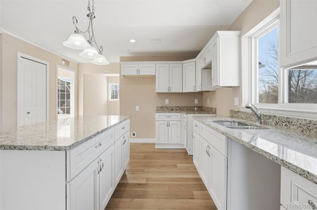 16515 Savor Lane, Clinton Charter Township, MI 48035