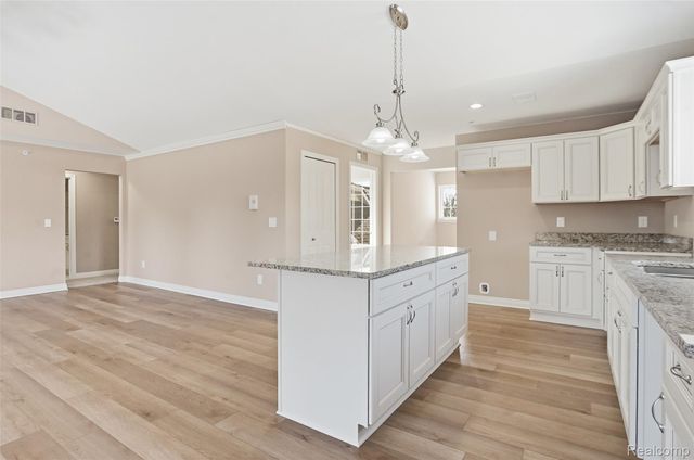 16515 Savor Lane, Clinton Charter Township, MI 48035