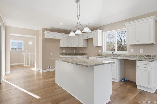 16515 Savor Lane, Clinton Charter Township, MI 48035