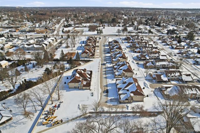 16515 Savor Lane, Clinton Charter Township, MI 48035