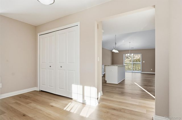 16515 Savor Lane, Clinton Charter Township, MI 48035