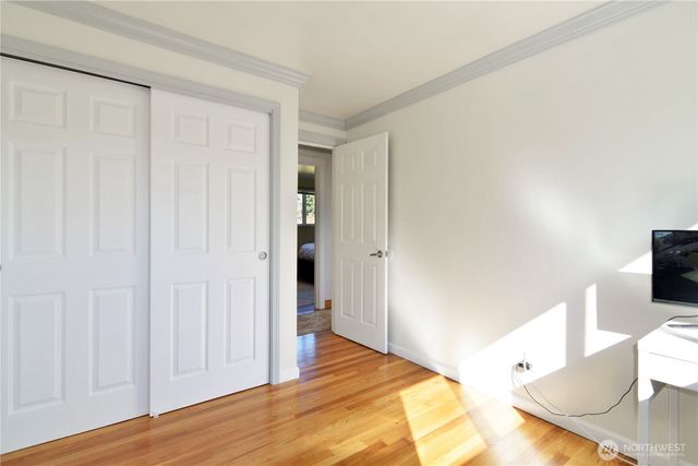 23116 80th Place W, Edmonds, WA 98026