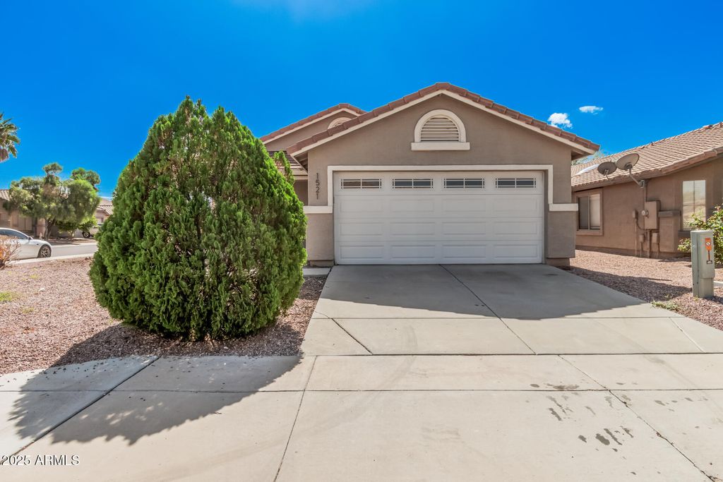 1521 E CHAMBERS Street, Phoenix, AZ 85040