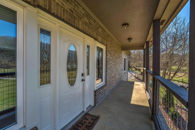 5063 Miller Lake Rd, Culleoka, TN 38451