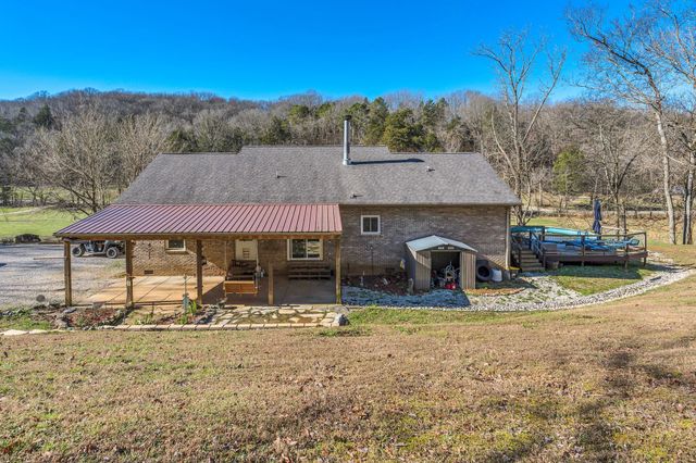 5063 Miller Lake Rd, Culleoka, TN 38451