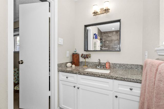 4735 Lost Oak Drive, Spring, TX 77388