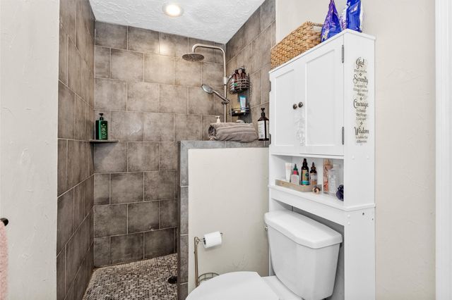 4735 Lost Oak Drive, Spring, TX 77388