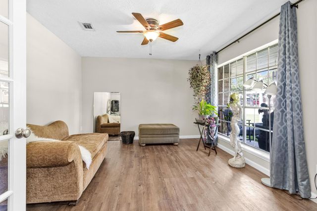 4735 Lost Oak Drive, Spring, TX 77388