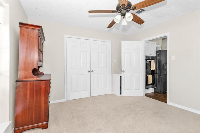 4735 Lost Oak Drive, Spring, TX 77388