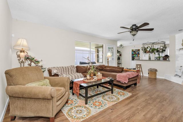 4735 Lost Oak Drive, Spring, TX 77388