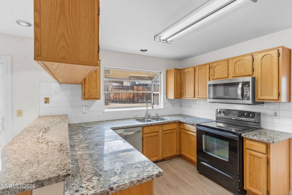 Image 11 of property listing at 4547 Canyon Ridge Lane, Reno, NV 89523