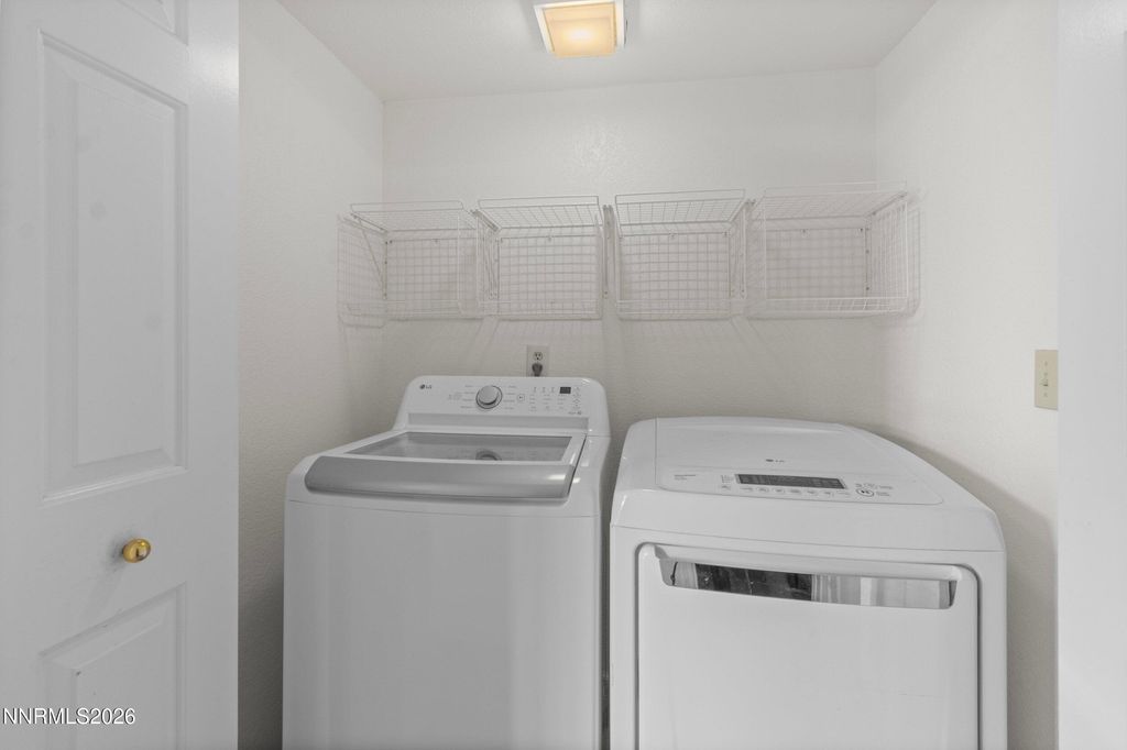 Image 14 of property listing at 4547 Canyon Ridge Lane, Reno, NV 89523