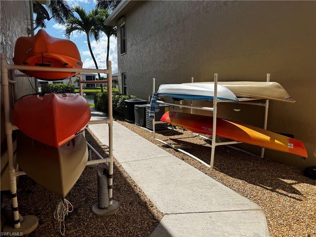 4417 Country Club BLVD B8, Cape Coral, FL 33904