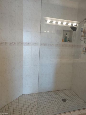 4417 Country Club BLVD B8, Cape Coral, FL 33904