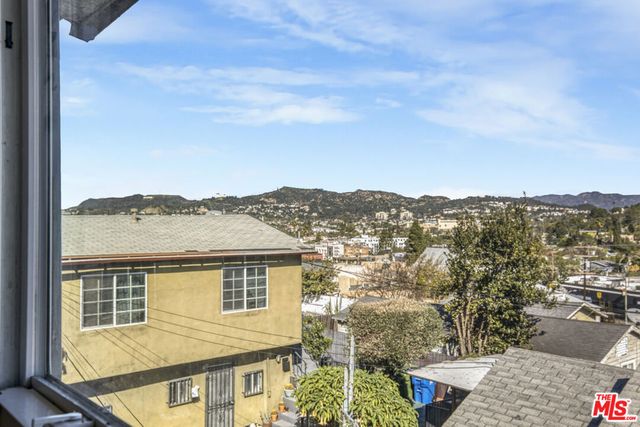 1437 Lucile Avenue, Los Angeles, CA 90026