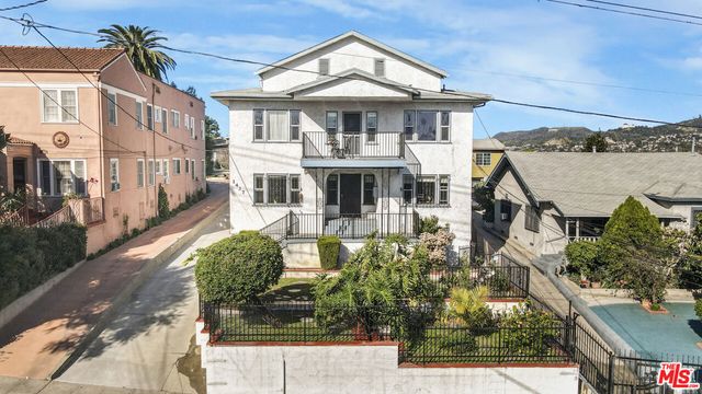 1437 Lucile Avenue, Los Angeles, CA 90026