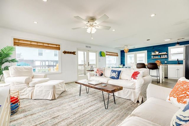 21321 Gulf, Galveston, TX 77554