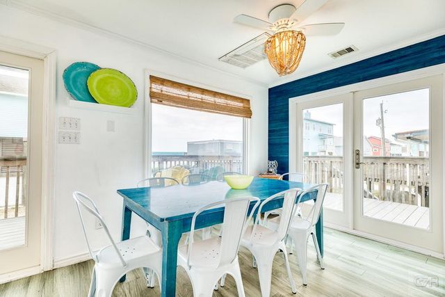 21321 Gulf, Galveston, TX 77554