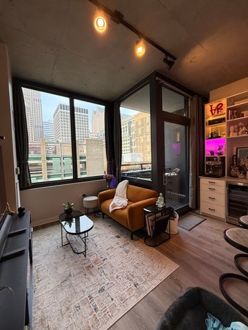 235 W Van Buren Street 1519, Chicago, IL 60607