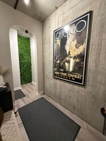 235 W Van Buren Street 1519, Chicago, IL 60607