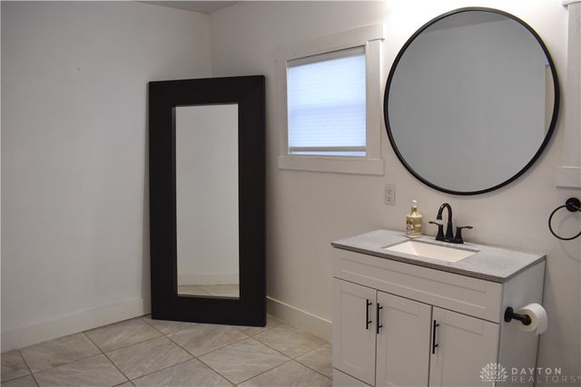 4267 W Franklin Street, Sugarcreek Twp, OH 45305