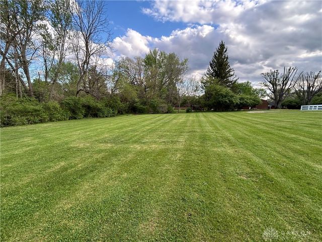 4267 W Franklin Street, Sugarcreek Twp, OH 45305