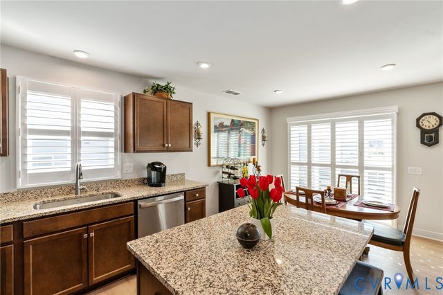 7735 Medalist Ln, New Kent, VA 23124