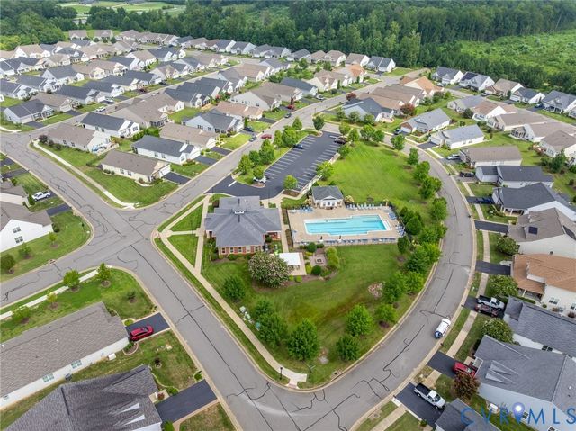 7735 Medalist Ln, New Kent, VA 23124